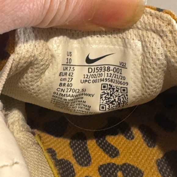 Nike Court Legacy Leopard women's Slip on Sneakers size 10 - Picture 3 of 6